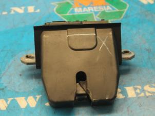 Used Tailgate lock mechanism Ford Grand C-Max (DXA) 2.0 TDCi 16V Price € 36,75 Margin scheme offered by Maresia Auto Recycling B.V.