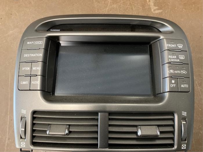 Usagé Module navigation Lexus LS (F4) 430 4.3 32V VVT-i Prix € 157,50 Règlement à la marge proposé par Maresia Auto Recycling B.V.