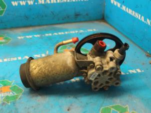 Used Power steering pump Toyota Yaris (P1) 1.3 16V VVT-i Price € 52,50 Margin scheme offered by Maresia Auto Recycling B.V.