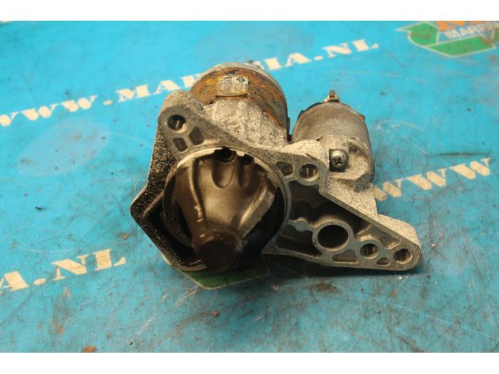 Begagnade Startmotor Nissan Juke (F15) 1.6 16V Pris € 36,75 Marginaltabell erbjuds av Maresia Auto Recycling B.V.