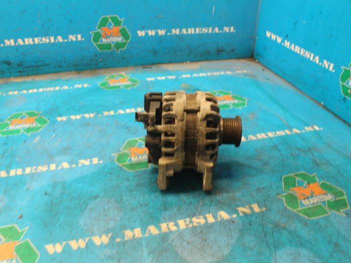 Begagnade Dynamo Dacia Lodgy (JS/SD0J) 1.2 TCE 16V Pris € 63,00 Marginaltabell erbjuds av Maresia Auto Recycling B.V.
