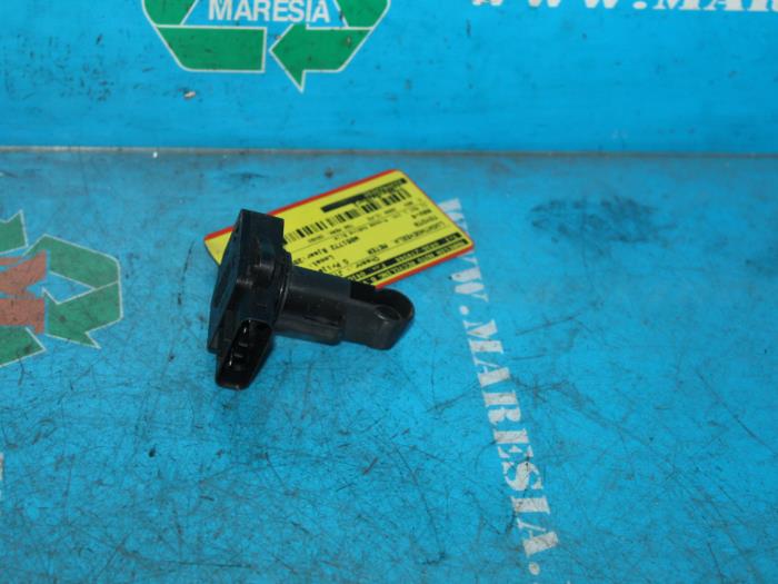 Usagé Débitmètre Toyota RAV4 (A2) 2.0 16V VVT-i 4x4 Prix € 15,75 Règlement à la marge proposé par Maresia Auto Recycling B.V.