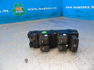 Used Multi-functional window switch Hyundai i20 (GBB) 1.0 T-GDI 100 12V Price € 78,75 Margin scheme offered by Maresia Auto Recycling B.V.