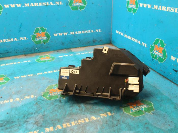Używane Silnik dachu cabrio Nissan Micra (K12) 1.6 16V 160 SR Cena € 99,75 Procedura marży oferowane przez Maresia Auto Recycling B.V.