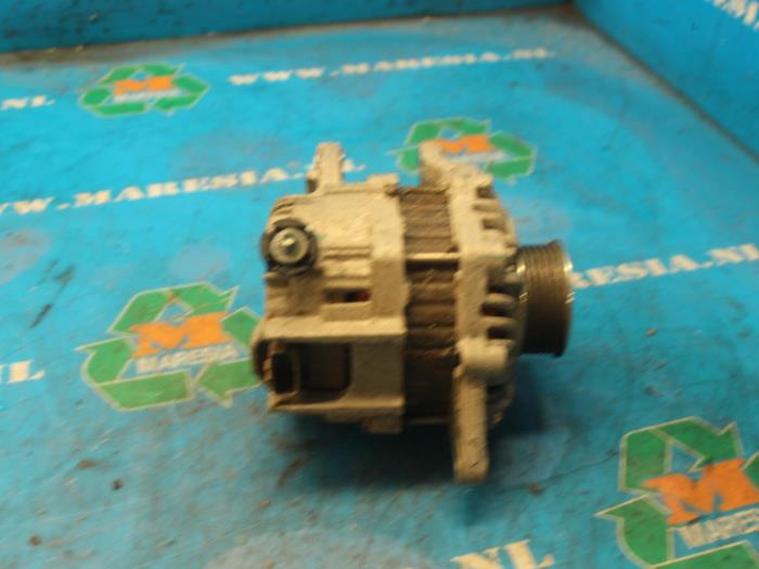 Begagnade Dynamo Mitsubishi Space Star (A0) 1.0 12V Pris € 26,25 Marginaltabell erbjuds av Maresia Auto Recycling B.V.