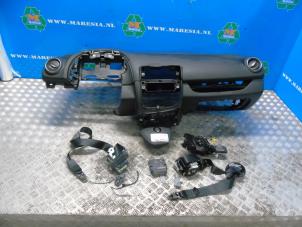 Used Airbag set + module Renault Clio IV (5R) 0.9 Energy TCE 90 12V Price € 787,50 Margin scheme offered by Maresia Auto Recycling B.V.