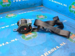 Used Front seatbelt, left Kia Pro cee'd (EDB3) Price € 73,50 Margin scheme offered by Maresia Auto Recycling B.V.