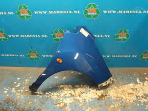 Used Front wing, right Chevrolet Spark (M300) 1.2 16V Price € 78,75 Margin scheme offered by Maresia Auto Recycling B.V.