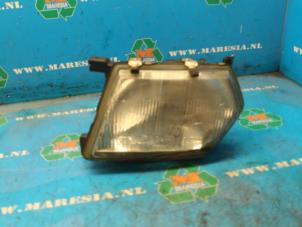 Used Headlight, left Nissan Patrol GR (Y61) 2.8 GR TDi-6 Price € 47,25 Margin scheme offered by Maresia Auto Recycling B.V.