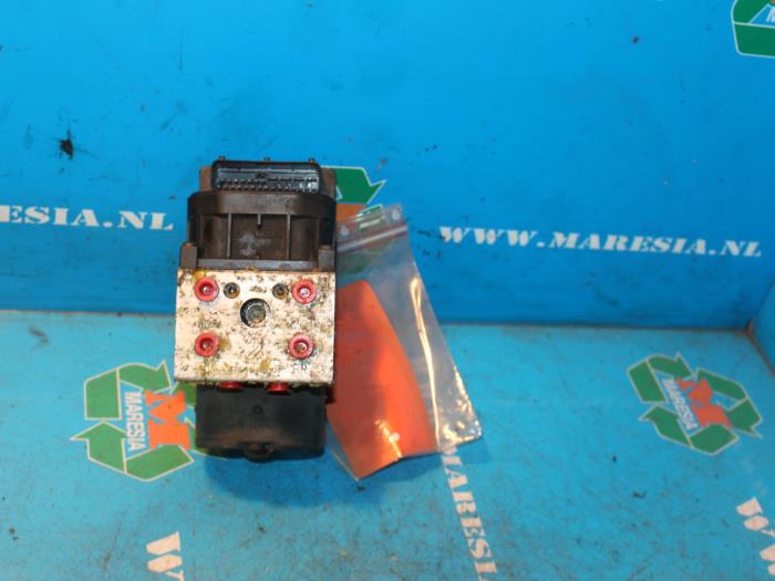 Gebrauchte ABS Pumpe Nissan Almera Tino (V10M) 1.8 16V Preis € 21,00 Margenregelung angeboten von Maresia Auto Recycling B.V.