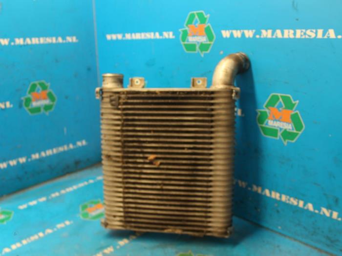 Usados Intercooler Hyundai Santa Fe I 2.0 CRDi 16V 4x4 Precio € 78,75 Norma de margen ofrecido por Maresia Auto Recycling B.V.