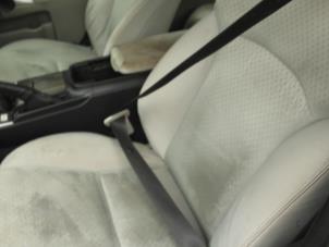 Usados Cinturón de seguridad izquierda delante Lexus IS (E2) 220d 16V Precio € 94,50 Norma de margen ofrecido por Maresia Auto Recycling B.V.