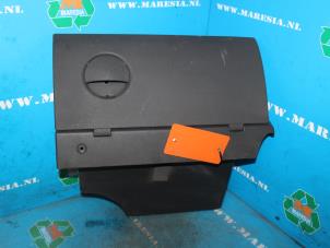 Used Glovebox Opel Combo (Corsa C) 1.3 CDTI 16V Price € 36,75 Margin scheme offered by Maresia Auto Recycling B.V.