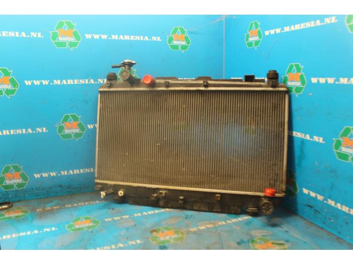 Gebrauchte Kühler Toyota RAV4 (A2) 2.0 16V VVT-i 4x4 Preis € 52,50 Margenregelung angeboten von Maresia Auto Recycling B.V.