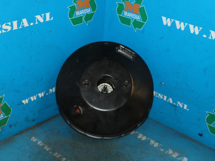 Begagnade Bromsservo Ford Fiesta 5 (JD/JH) 1.4 16V Pris € 42,00 Marginaltabell erbjuds av Maresia Auto Recycling B.V.