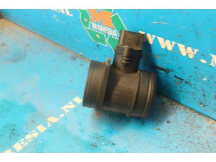 Begagnade Luftflödesmätare Skoda Octavia Combi (1Z5) 1.9 TDI Pris € 15,75 Marginaltabell erbjuds av Maresia Auto Recycling B.V.