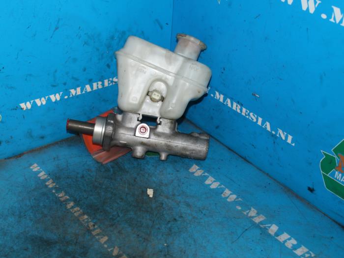Used Master cylinder Mazda Tribute 3.0 V6 24V 4x4 Price € 68,25 Margin scheme offered by Maresia Auto Recycling B.V.