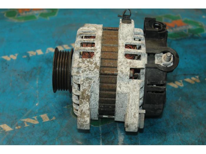 Gebrauchte Dynamo Hyundai i20 1.2i 16V Preis € 26,25 Margenregelung angeboten von Maresia Auto Recycling B.V.