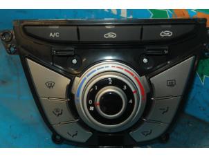 Usagé Panneau de commandes chauffage Hyundai iX20 (JC) Prix € 78,75 Règlement à la marge proposé par Maresia Auto Recycling B.V.