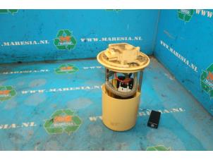 Used Electric fuel pump Opel Corsa D 1.3 CDTi 16V ecoFLEX Price € 47,25 Margin scheme offered by Maresia Auto Recycling B.V.