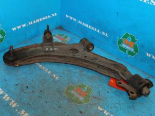 Used Front lower wishbone, left Hyundai Coupe 2.0i 16V Price € 36,75 Margin scheme offered by Maresia Auto Recycling B.V.