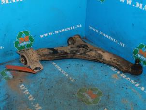 Used Front lower wishbone, right Ford Focus 1 1.6 16V Price € 26,25 Margin scheme offered by Maresia Auto Recycling B.V.