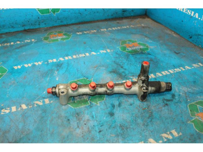 Usagé Système d'injection Opel Zafira (M75) Prix € 73,50 Règlement à la marge proposé par Maresia Auto Recycling B.V.
