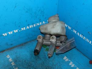Used Master cylinder Daewoo Nexia 1.5 GL 8V Price € 36,75 Margin scheme offered by Maresia Auto Recycling B.V.