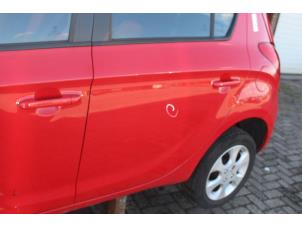 Gebrauchte Tür 4-türig links hinten Hyundai i20 1.4i 16V Preis € 157,50 Margenregelung angeboten von Maresia Auto Recycling B.V.