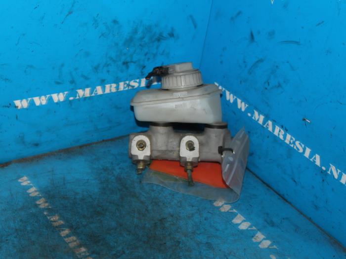 Used Master cylinder Opel Corsa B (73/78/79) 1.6i 16V Sport,GSi Price € 42,00 Margin scheme offered by Maresia Auto Recycling B.V.