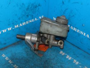 Used Master cylinder Opel Omega B (25/26/27) 2.0i GL Price € 36,75 Margin scheme offered by Maresia Auto Recycling B.V.