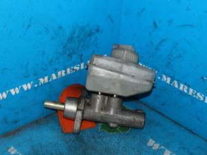 Used Master cylinder Opel Vectra B (36) 1.6 16V Ecotec Price € 36,75 Margin scheme offered by Maresia Auto Recycling B.V.