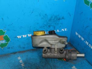 Usagé Cylindre de frein principal Volkswagen Polo III (6N2) 1.4 16V 75 Prix € 36,75 Règlement à la marge proposé par Maresia Auto Recycling B.V.