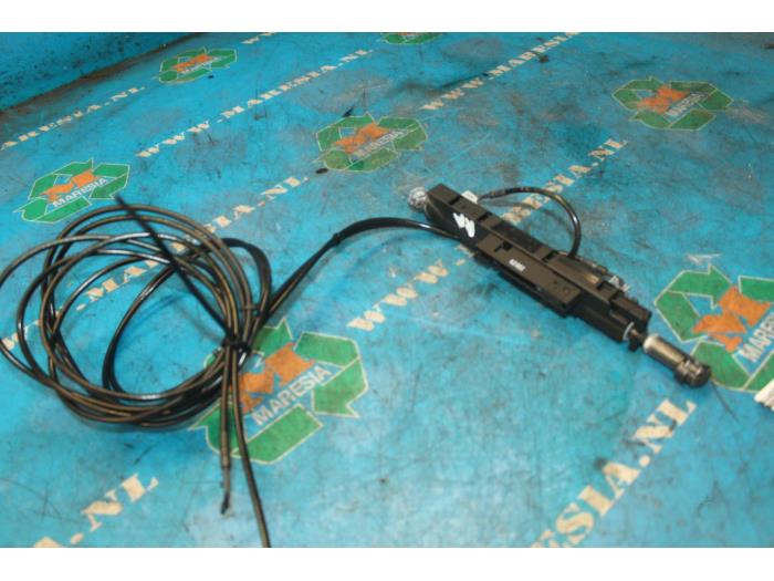 Cilindro de capota Mercedes SLK 1718207610 Cilindro de capota Mercedes SLK 1718207610