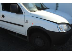 Used Front wing, right Opel Combo Tour (Corsa C) 1.3 CDTI 16V Price € 52,50 Margin scheme offered by Maresia Auto Recycling B.V.