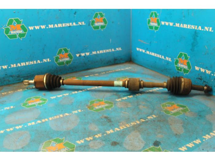 Gebrauchte Antriebswelle rechts vorne Kia Rio III (UB) 1.4 CVVT 16V Preis € 78,75 Margenregelung angeboten von Maresia Auto Recycling B.V.