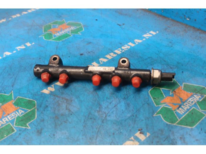 Usagé Système d'injection Volvo V50 (MW) 1.6 D2 16V Prix € 94,50 Règlement à la marge proposé par Maresia Auto Recycling B.V.
