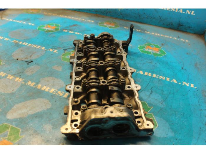 Camshaft housing from a Opel Astra J (PC6/PD6/PE6/PF6) 1.7 CDTi 16V 125 2011