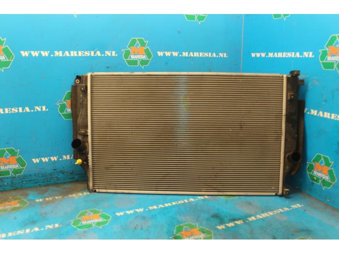 Used Radiator Toyota RAV4 (A3) 2.2 D-4D 16V 4x4 Price € 57,75 Margin scheme offered by Maresia Auto Recycling B.V.