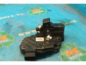 Used Rear door mechanism 4-door, right Volvo V70 (BW) 2.0 D3 16V Price € 57,75 Margin scheme offered by Maresia Auto Recycling B.V.