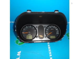 Used Instrument panel Ford Fiesta 5 (JD/JH) 1.4 TDCi Price € 42,00 Margin scheme offered by Maresia Auto Recycling B.V.