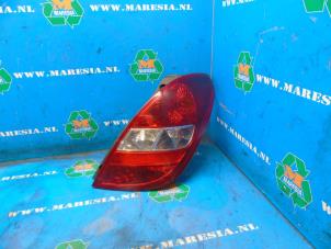 Używane Tylne swiatlo pozycyjne prawe Hyundai i20 1.4i 16V Cena € 36,75 Procedura marży oferowane przez Maresia Auto Recycling B.V.