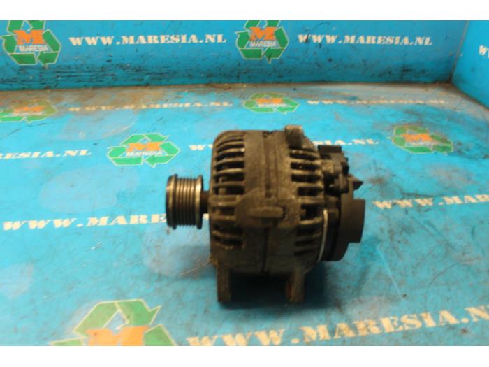 Begagnade Dynamo Nissan Qashqai (J10) 1.5 dCi DPF Pris € 31,50 Marginaltabell erbjuds av Maresia Auto Recycling B.V.
