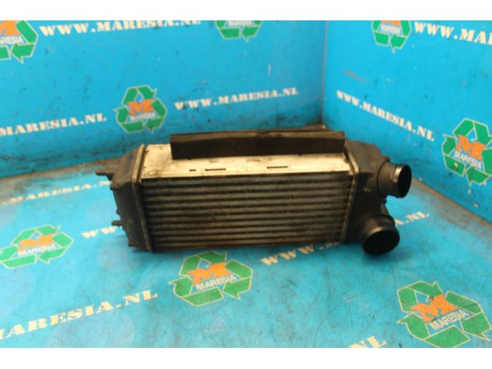 Usados Intercooler Ford Fiesta 6 (JA8) Precio € 31,50 Norma de margen ofrecido por Maresia Auto Recycling B.V.