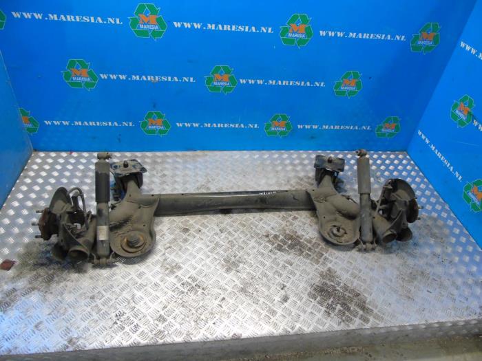 Rear-wheel drive axle from a Ford Transit Connect (PJ2) 1.6 TDCi 16V 95 2016