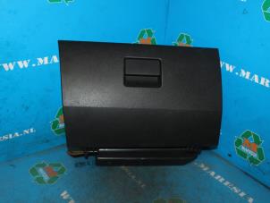 Used Glovebox Ford Fiesta 5 (JD/JH) 1.4 16V Price € 26,25 Margin scheme offered by Maresia Auto Recycling B.V.