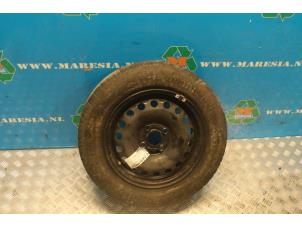 Gebrauchte Felge + Reifen Skoda Citigo 1.0 12V Preis € 47,25 Margenregelung angeboten von Maresia Auto Recycling B.V.