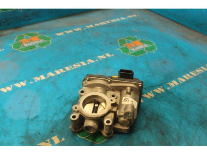 Begagnade Spjällhus Renault Megane III Coupe (DZ) 1.2 16V TCE 115 Pris € 78,75 Marginaltabell erbjuds av Maresia Auto Recycling B.V.