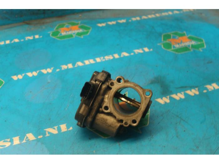 Throttle body from a Ford Transit Connect (PJ2) 1.6 TDCi 16V 95 2016