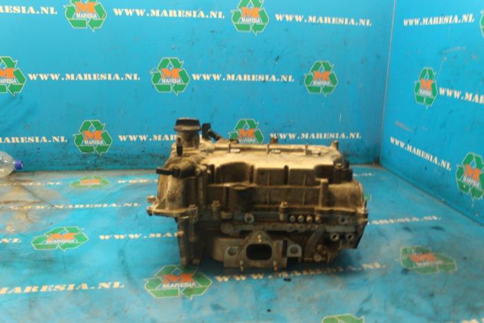 Begagnade Topplock Opel Karl 1.0 12V Pris € 393,75 Marginaltabell erbjuds av Maresia Auto Recycling B.V.